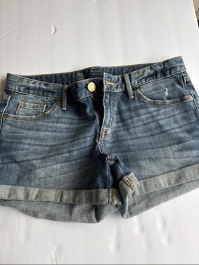 Denim Cuffed Women's Shorts - Blue